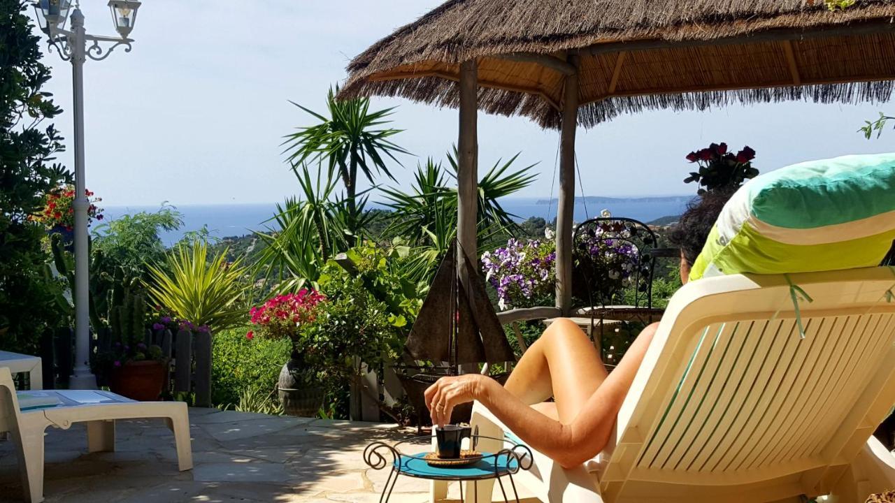 Nouveau ! Chambre D'Hote Insolite Privee " Coeurs De Pirates A Bali En Provence" Spa Sauna Massages Dans Cadre Exotique D'Amenagements Exterieurs D'Exception Ete Comme Hiver Bienvenue !!! Cavalaire-sur-Mer Εξωτερικό φωτογραφία